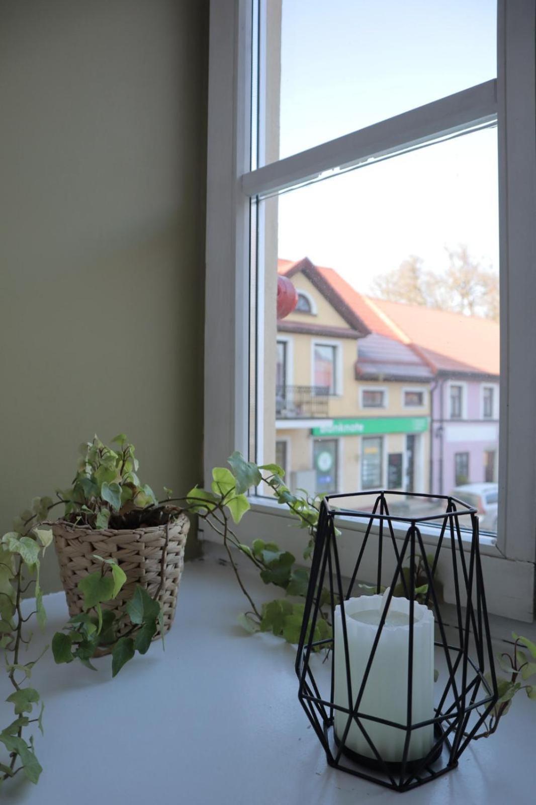 Viesnica Kandava Exteriör bild